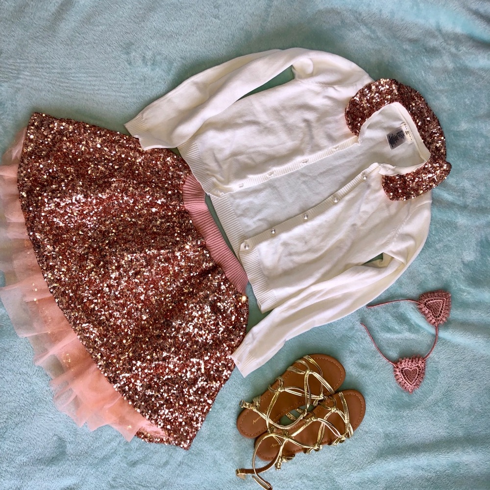 Not For Sale-Traded❤️Rose gold Tutu & Sweater